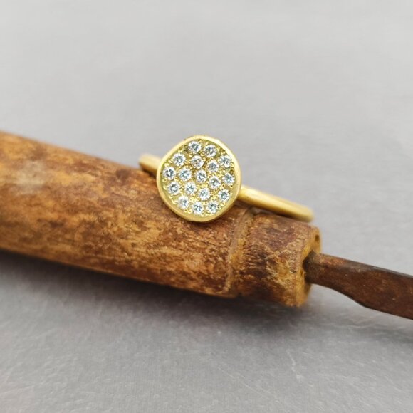 Engagement ring. 14K Yellow gold ring with 0.18ct Diamonds. UNIQUE beautiful - Picture 3 of 11